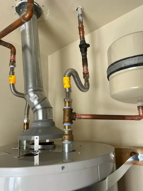 Water heater installation and plumbing repair in Johnson City